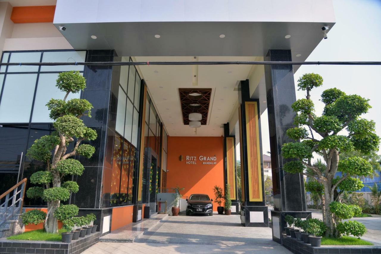 Ritz Grand Hotel Mandalay Eksteriør bilde